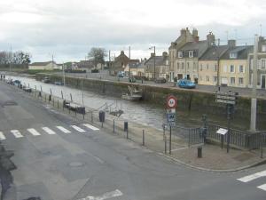 Maisons de vacances Le Pont de l'Aure : Maison 2 Chambres