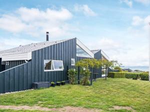 6 person holiday home in Sjølund
