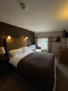 Family Room with Mountain View room in Queens Arms Litton
