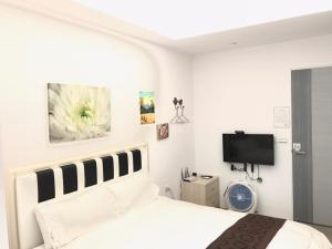 Phòng giường đôi có phòng tắm riêng (Double Room with Private Bathroom)