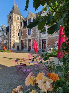 Hotels Chateau de Jallanges - Les Collectionneurs : photos des chambres