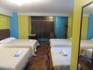 Hotel Sueños Dorados