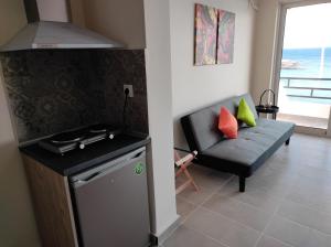 Budget Studio 1 - Sea view - Renovated February 2021