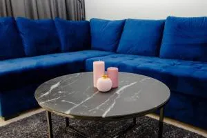 Maison Lux - 扬博尔