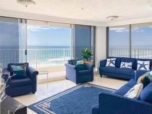 Beachside Tower Apartments
