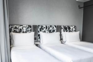Page148, Page Hotels