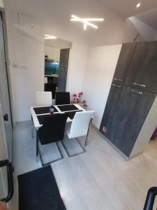 Apartment Rose by the Beach & Tennis Courts