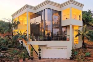 Modern Umhlanga Villa, Ocean Views & Rooftop Pool - Durban Modern Umhlanga Villa, Ocean Views & Rooftop Pool - Durban