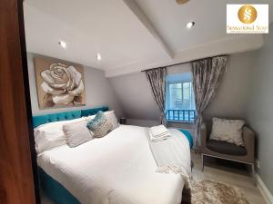 1 & 3 Bedroom Apt by Sensational Stay Serviced Accommodation - Adelphi Suites