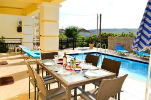 Villa Spilia Homeleader