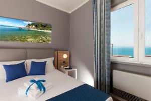 Double Room with Partial Sea View room in Bike&Boat Argentario Hotel
