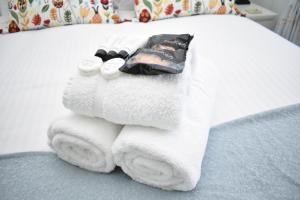 Bernard St - Bright and spacious 1 bed apartment at the Shore!