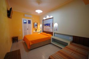 One-Bedroom Apartment with Balcony (4 Adults) room in Orfeas Apartments