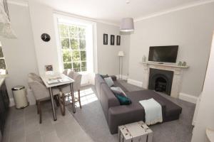 River View - Apartments, Bath