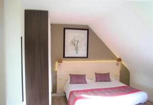 Hotels The Originals Boutique, Hotel Les Quatre Salines, Le Mont Saint-Michel Sud (Inter-Hotel) : photos des chambres