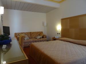 Superior Double or Twin Room room in Hotel Roma