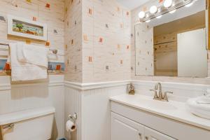 Sea Colony - 8406 Racquet