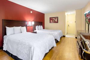 Suite Double Room with Two Double Beds Smoke Free room in Red Roof Inn PLUS+ Wichita East