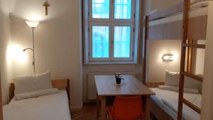 Triple Room with Bathroom room in Ciszterci Ház Pécs