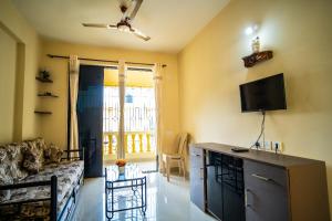 Field stone Apartment