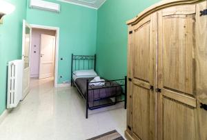 Spacious Three Bedroom Apartment On the Arno