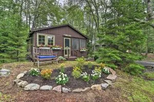 Sprucewold Boothbay Harbor Cottage with Deck - Spruceworld