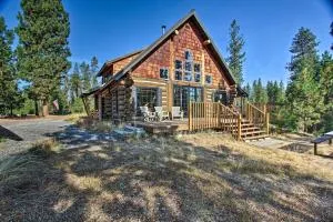 Snow Pine Retreat - Remote Crescent Log Cabin! - Чемулт