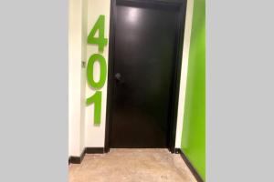 3E-Cozy! Micro apartment! in Oakland, sleeps 1