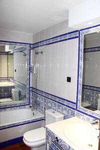 Double or Twin Room with Extra Bed room in Palacio de Monjaraz