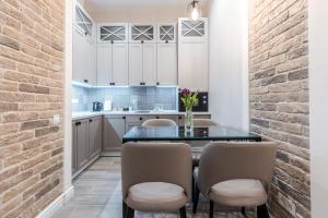 Rynok Square apartment 2