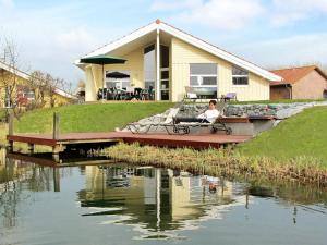 obrázek - 12 person holiday home in Otterndorf