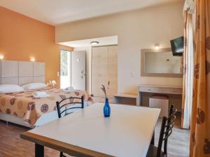 Enticing Apartment in Lesbos Island with Pool Lesvos Greece