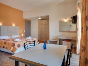 Enticing Apartment in Lesbos Island with Pool Lesvos Greece