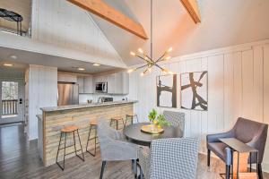 Designer Retreat with Pool, Golf and Beach Access!