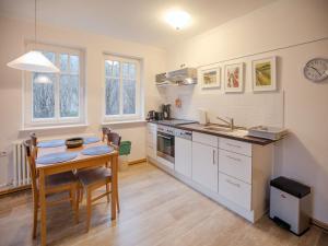 Dünenpark Binz - Komfort 2-Raum-Ferienwohnung mit 1 Schlafzimmer und Terrasse im Erdgeschoss 097