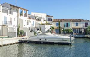 2 Bedroom Cozy Home In Aigues-Mortes