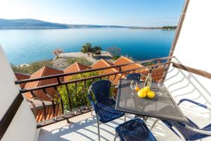 Two-Bedroom Apartment room in Pansion Croatia