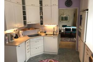 Cosy 4 Big r+sauna house near communication+market