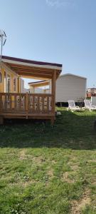 Campings Assist' Mobil Home 463 - Beau Mobil Home 6 personnes 3 chambres coin calme : Mobile Home