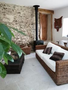 Villas DOMAINE DE LA BUTTE GITE ET ROULOTTE pour 10 personnes : photos des chambres