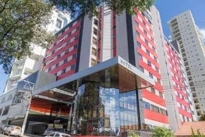 Mogano Premium Hotel - ELETROPOSTO - 皮拉图巴