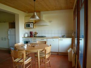 Campings Camping les vergers de Squividan *** : photos des chambres