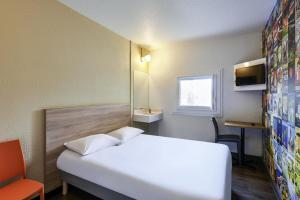 Hotels hotelF1 Amiens Est : Chambre Tandem