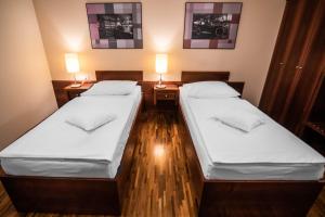 Hotel Dvor Jezersek Brnik 