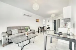 Aphrodite Beachfront Resort Official - Limnitis