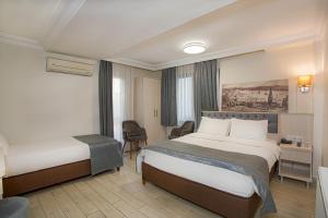 Economy Triple Room room in Sim Hotel Istanbul