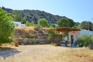 Ralaki Cottage Milos Greece