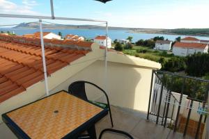 One-Bedroom Apartment with Balcony room in Apartments Caska III