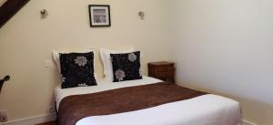 Hotels Hotel Du Tertre : Chambre Double Standard