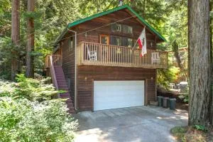 Absolute Zen! Redwoods! BBQ Grill! Fast WiFi!! Ping Pong!! Dog Friendly! - Monte Rio